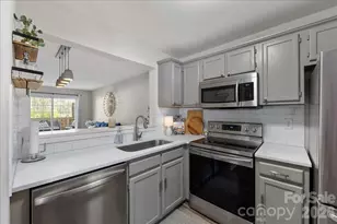 1301 Maple Shade Ln, Charlotte, NC 28270 - Photo 8