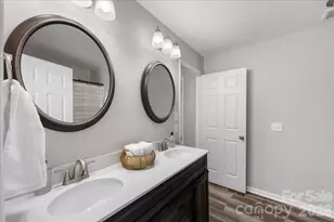 1301 Maple Shade Ln, Charlotte, NC 28270 - Photo 30