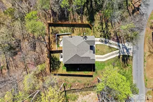 517 Sandy Ave, Charlotte, NC 28213 - Photo 2