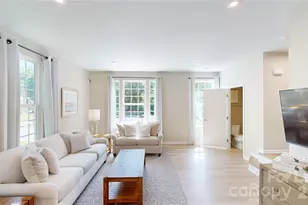 4129 Edenborn Ln, Charlotte, NC 28208 - Photo 14