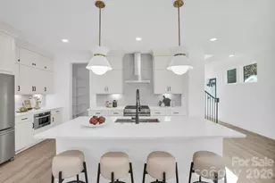 320 Auten St, Charlotte, NC 28208 - Photo 8