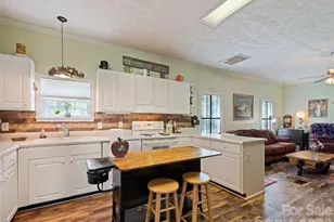 32 Perseverance Dr, Canton, NC 28716 - Photo 16