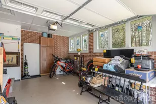 306 Taylor St, Hendersonville, NC 28739 - Photo 30