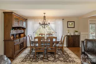 306 Taylor St, Hendersonville, NC 28739 - Photo 6