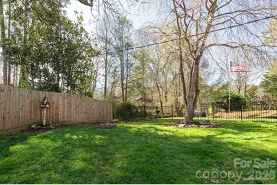 306 Taylor Street, Hendersonville, NC 28739 - Photo 24