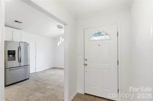 2909 Oakcroft Dr, Matthews, NC 28105 - Photo 6