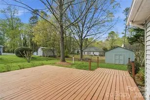 2909 Oakcroft Dr, Matthews, NC 28105 - Photo 30