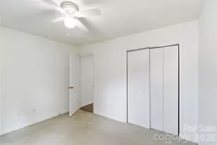 2909 Oakcroft Dr, Matthews, NC 28105 - Photo 16