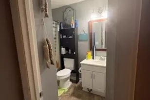 5661 Hornaday Rd, Greensboro, NC 27409 - Photo 8