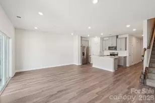 8212 Hidden Spgs Trl, Charlotte, NC 28216 - Photo 8