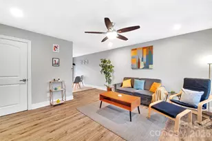 2025 Ibis Ct, Charlotte, NC 28205 - Photo 4