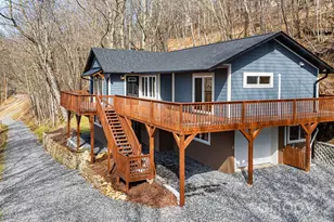 1065 Oak Rdg Ln, Mars Hill, NC 28754 - Photo 2