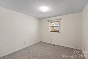 411 Brentwood Cir, Kannapolis, NC 28081 - Photo 16