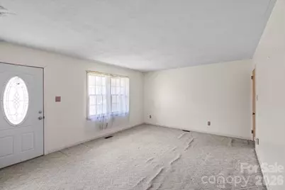 411 Brentwood Circle, Kannapolis, NC 28081 - Photo 2