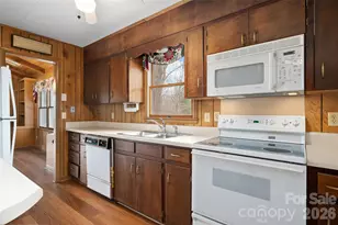 436 Crum Dr, Lake Junaluska, NC 28745 - Photo 12