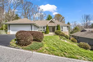 111 Broadmoor Dr, Flat Rock, NC 28731 - Photo 36