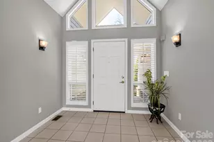 111 Broadmoor Dr, Flat Rock, NC 28731 - Photo 4