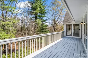 111 Broadmoor Dr, Flat Rock, NC 28731 - Photo 28