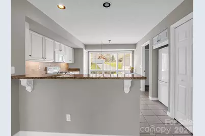 111 Broadmoor Drive, Flat Rock, NC 28731 - Photo 10