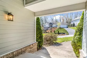 111 Broadmoor Dr, Flat Rock, NC 28731 - Photo 20