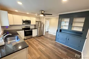 1003 W B St, Kannapolis, NC 28081 - Photo 12