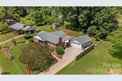 308 Taubrook Place NW, Lenoir, NC 28645 - Photo 1