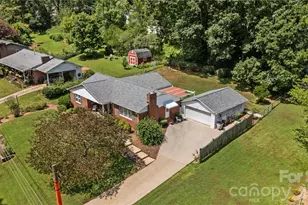 308 Taubrook Pl NW, Lenoir, NC 28645 - Photo 1