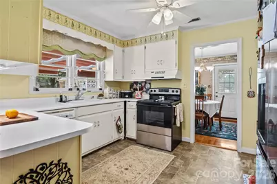 308 Taubrook Place NW, Lenoir, NC 28645 - Photo 8