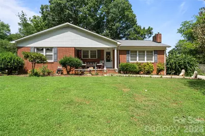 308 Taubrook Place NW, Lenoir, NC 28645 - Photo 2