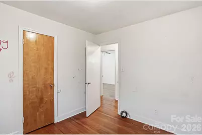 4325 Knollcrest Drive, Charlotte, NC 28208 - Photo 14