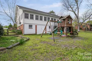 333 N Main St, Mount Pleasant, NC 28124 - Photo 4