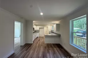 509 Bonner St, Hendersonville, NC 28739 - Photo 14