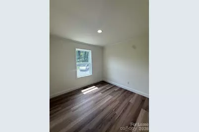 509 Bonner Street, Hendersonville, NC 28739 - Photo 8