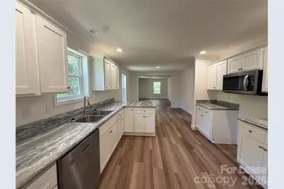 509 Bonner Street, Hendersonville, NC 28739 - Photo 20