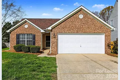 4962 Bentgrass Run Drive, Charlotte, NC 28269 - Photo 2