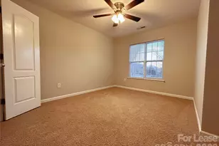 6523 Manitoba Ln, Charlotte, NC 28277 - Photo 16