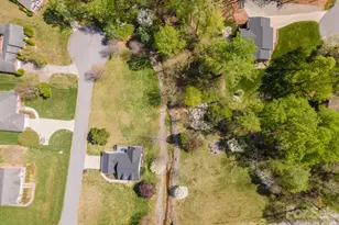 408 Mooreland Dr NE, Conover, NC 28613 - Photo 8