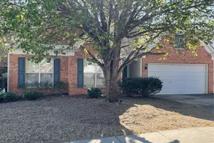 8708 Heron Glen Dr, Charlotte, NC 28269 - Photo 2