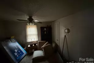 624 Blue St, Troy, NC 27371 - Photo 12