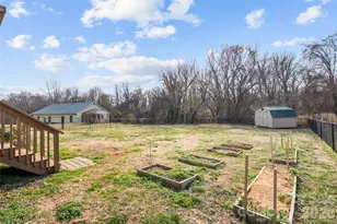 608 1/2 W Concord St, Morganton, NC 28655 - Photo 24