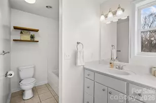 608 1/2 W Concord St, Morganton, NC 28655 - Photo 18