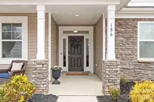 186 Park Place Cir, Winston Salem, NC 27107 - Photo 2