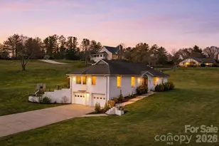 17 Amber Dr, Horse Shoe, NC 28742 - Photo 1