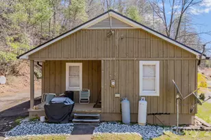 2202 Nc 226A Hwy, Marion, NC 28752 - Photo 22