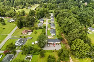 3354 Clay Apartments Ct, Lenoir, NC 28645 - Photo 2