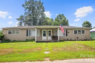 3354 Clay Apartments Ct, Lenoir, NC 28645 - Photo 8