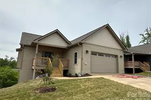 21 Sandstone Dr, Weaverville, NC 28787 - Photo 2