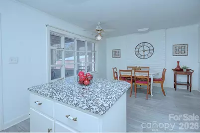 7100 Brynhurst Drive, Charlotte, NC 28210 - Photo 14