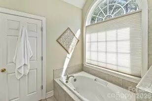 75 Eastmoor Dr, Asheville, NC 28805 - Photo 30