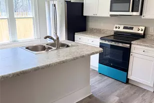 1012 4th St, Statesville, NC 28677 - Photo 2